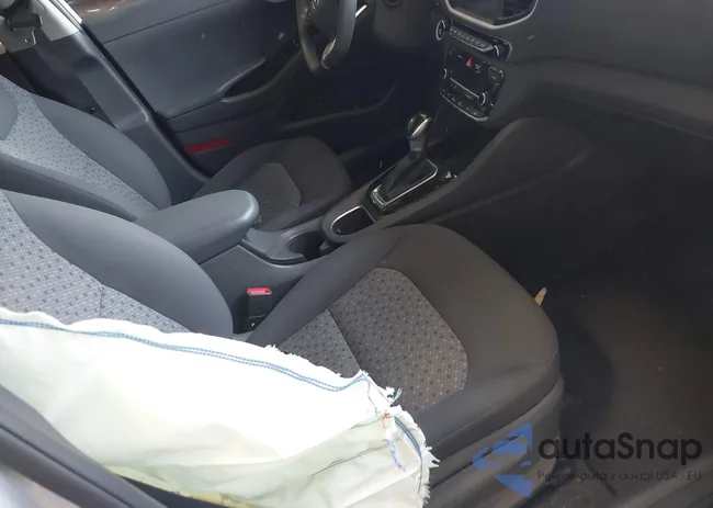 KMHC65LC8JU062217: 42693266