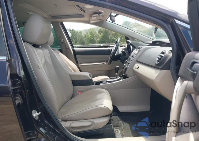 JM3ER2CM9B0403362: 42693382