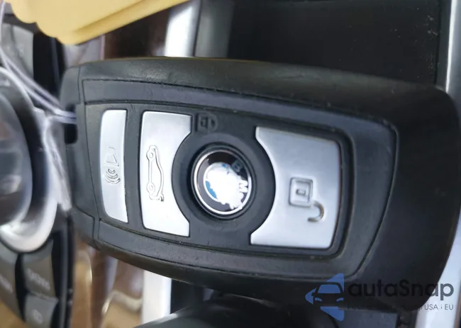 WBAXH5C56CDW11415: 42693434