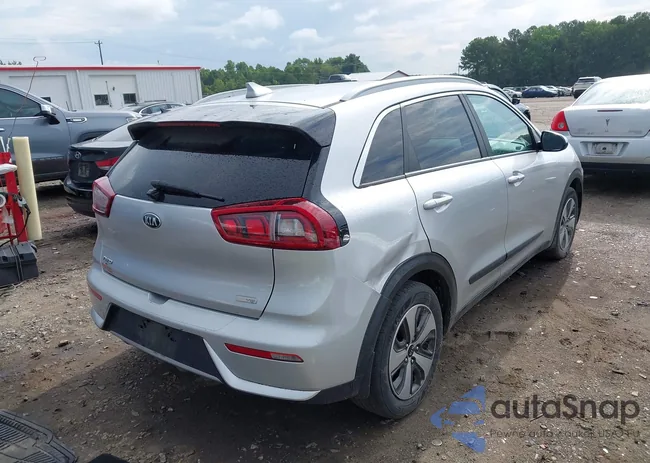 KNDCB3LC0H5056758: 42693503