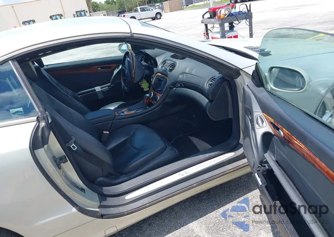 WDBSK75F13F012649: 42693588