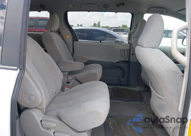 5TDJK3DC5BS024976: 42693636