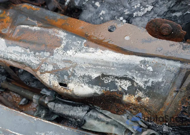 3C6UR5DJ9GG161841: 42693745