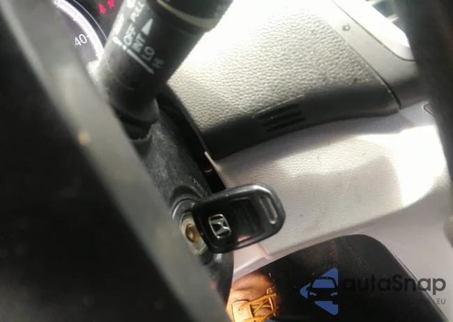 1HGCR2F37FA147405: 42693828