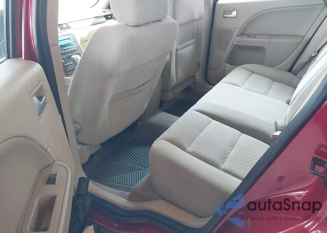 1FAFP241X5G107324: 42692986