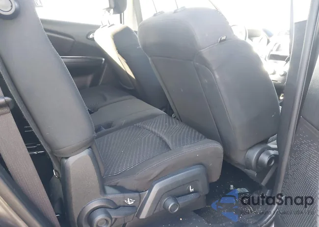 3C4PDCAB0GT249982: 42693092