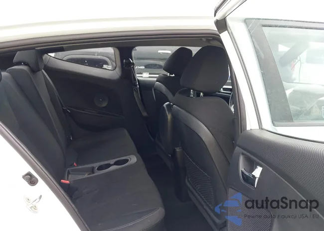 KMHTC6AD7HU304774: 42693195