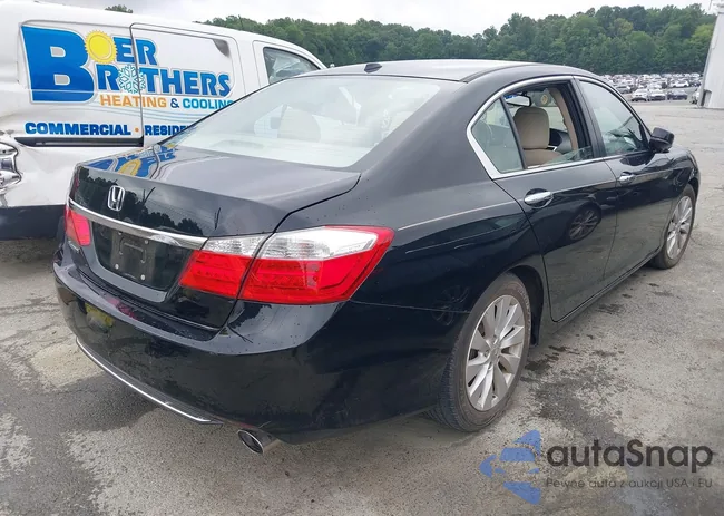 1HGCR2F82FA094639: 42693249