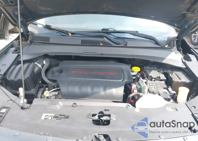 3C4NJDCB4JT365762: 42694434