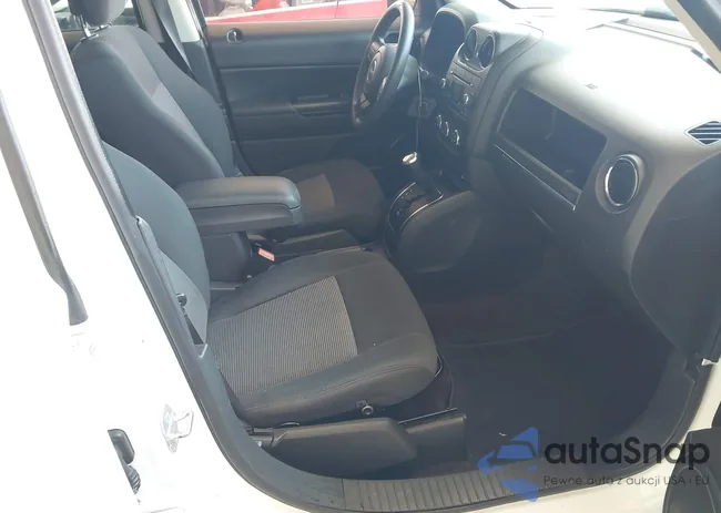 1C4NJPBB1ED672465: 42694490