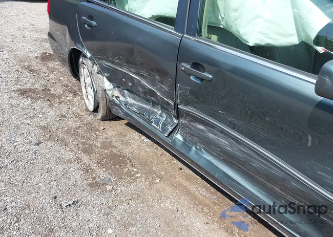 4T1BE30K73U761484: 42694508