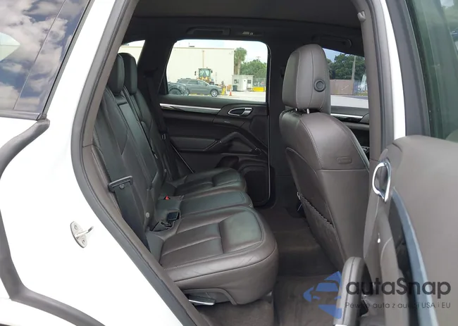 WP1AE2A25GLA63698: 42694555