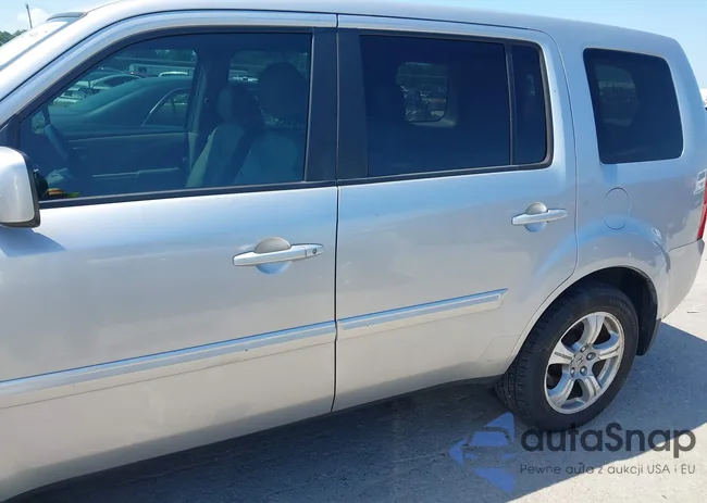 5FNYF4H55CB057986: 42694617