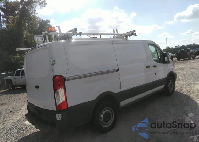 1FTYR1YM6HKA85285: 42694776