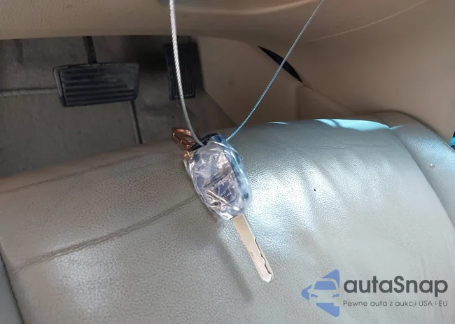 1HGCP2F88CA064014: 42694851