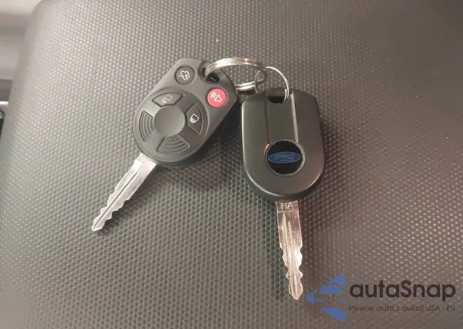 1FMCU9E72CKT62179: 42693919