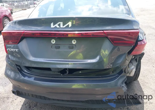 3KPF24AD5NE417853: 42694092