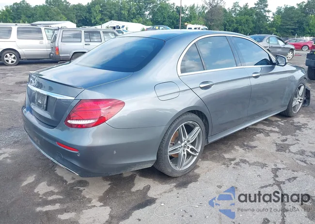 WDDZF4JB1HA235113: 42695263