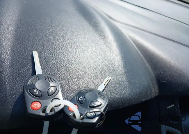 1FADP3F2XEL173043: 42695264