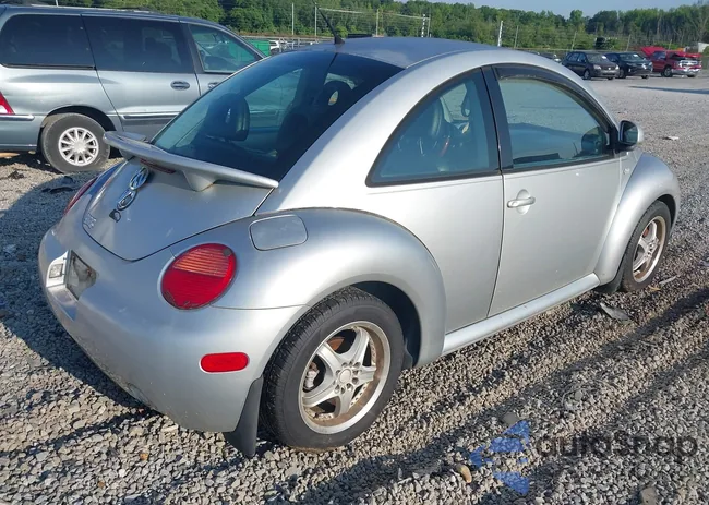 3VWCA21C1YM447053: 42695378