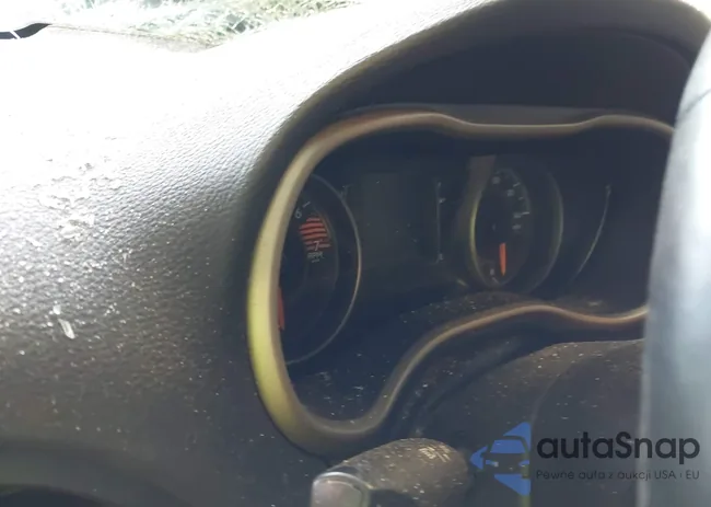 1C4PJMCB8HW557747: 42695565