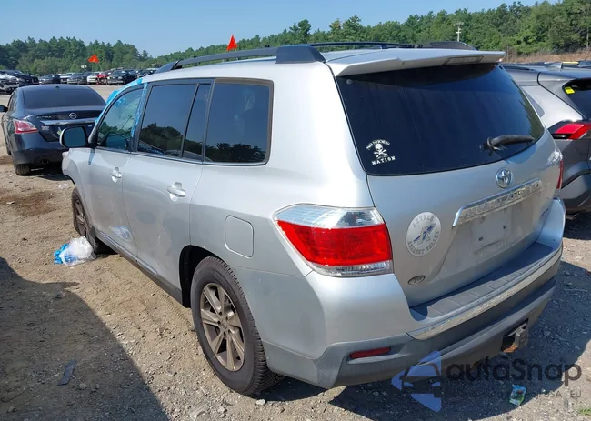 5TDBK3EH6BS043597: 42695614