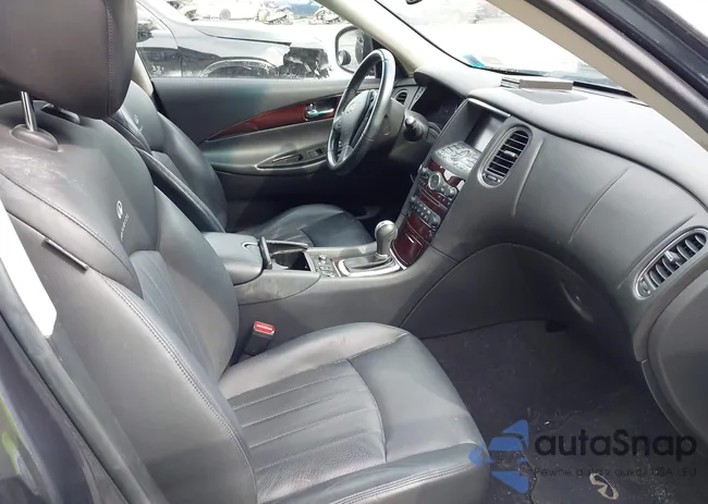 JN1AJ0HR8AM752899: 42695678