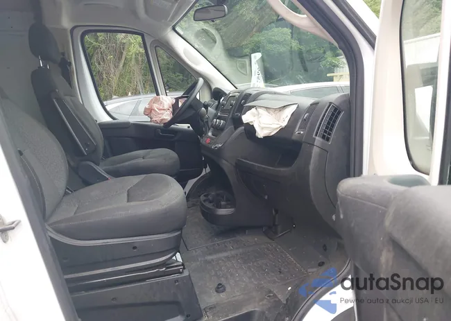 3C6TRVDG5KE543661: 42695775