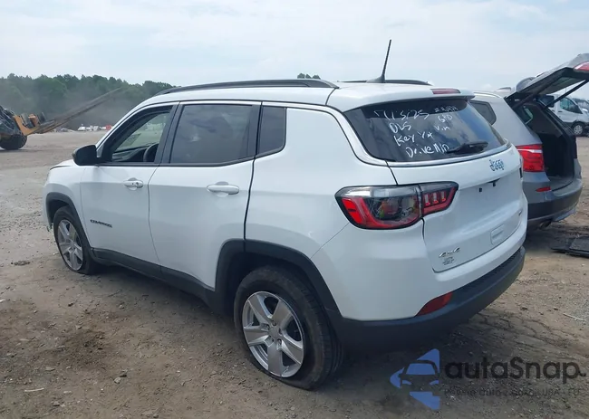 3C4NJDBB9NT131396: 42695062