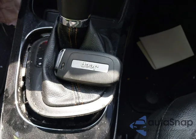 3C4NJCCB7KT748901: 42695183