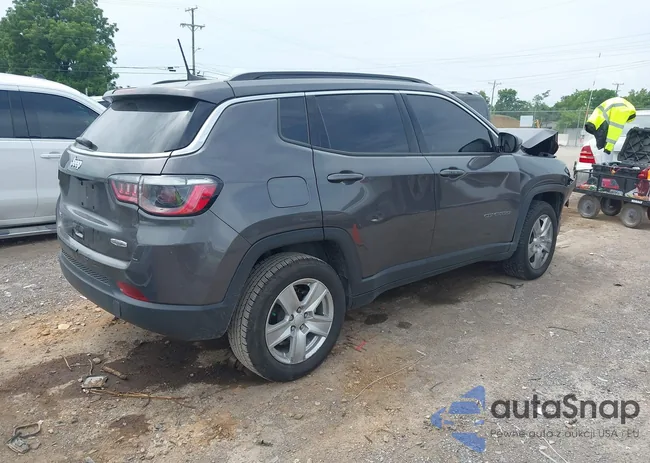 3C4NJDBB6NT106939: 42695188