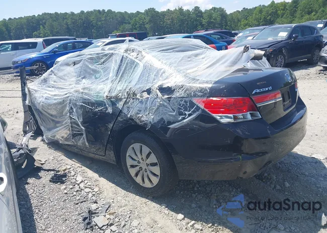 1HGCP2F37CA185492: 42695232