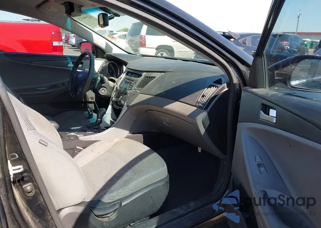 5NPEB4AC0CH485506: 42696321