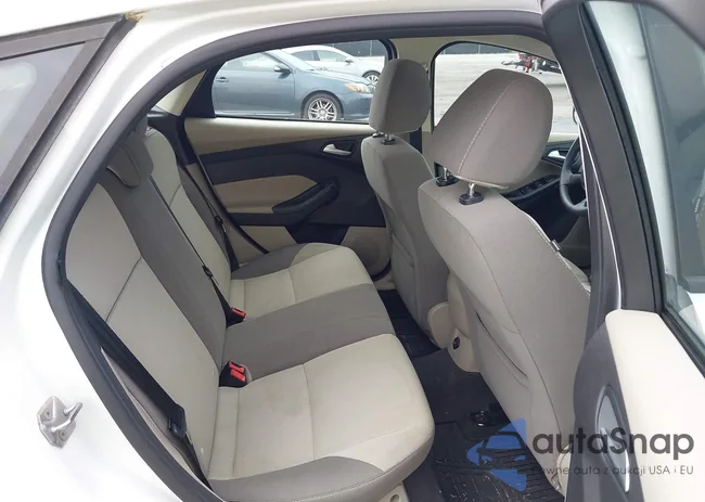 1FADP3K28DL203046: 42696387