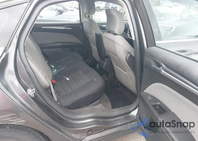 3FA6P0G72FR183733: 42696458