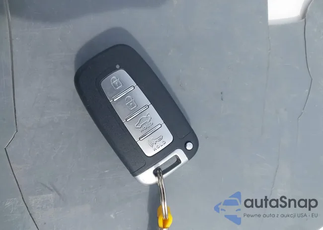 KNDJT2A25B7725921: 42696467