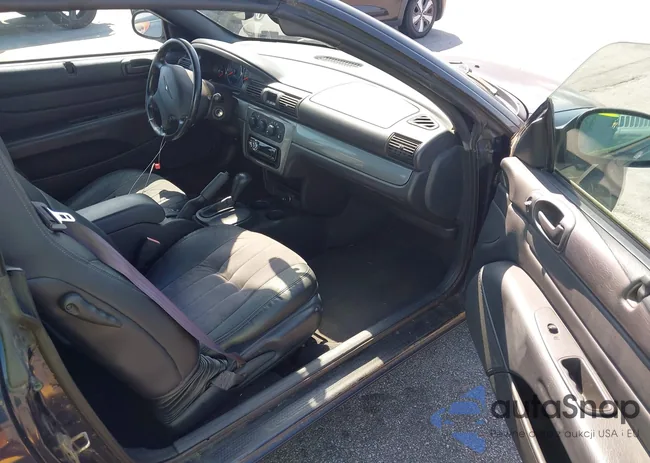 1C3EL55R24N298727: 42696512