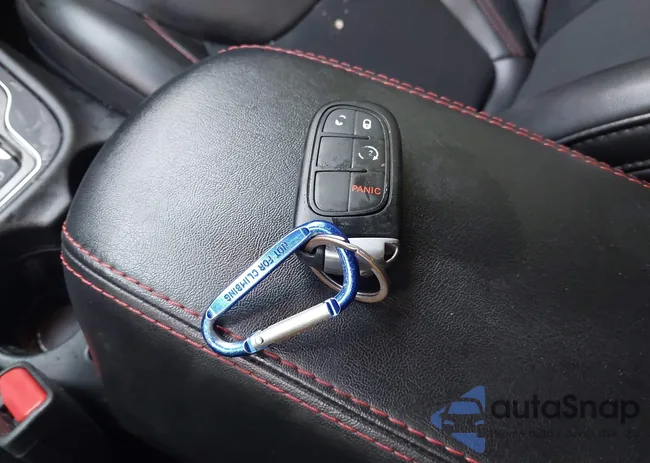 1C4PJMBX7MD119689: 42696555