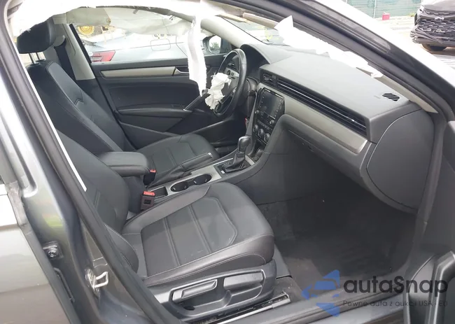 1VWSA7A37LC015778: 42696771