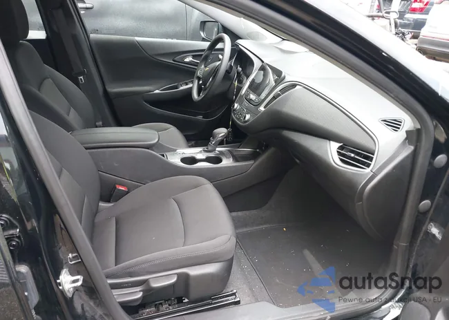 1G1ZD5ST2RF220274: 42696777