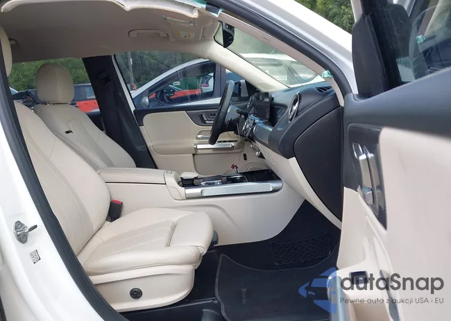 W1N4M4GB8LW028112: 42696813