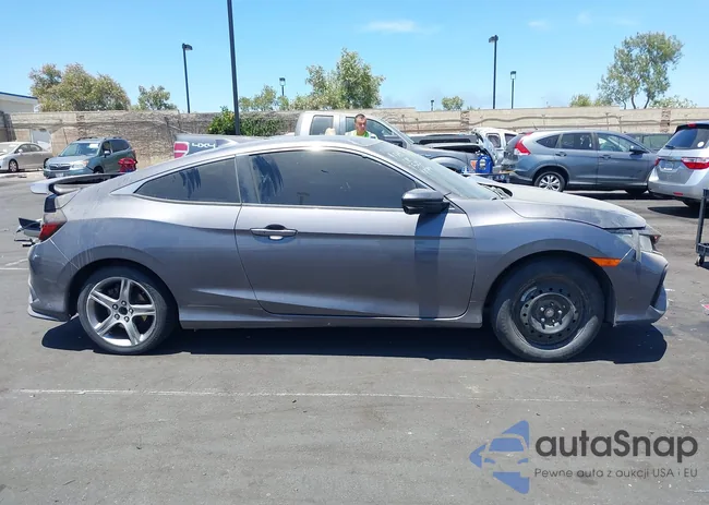 2HGFC3A5XJH754101: 42696853