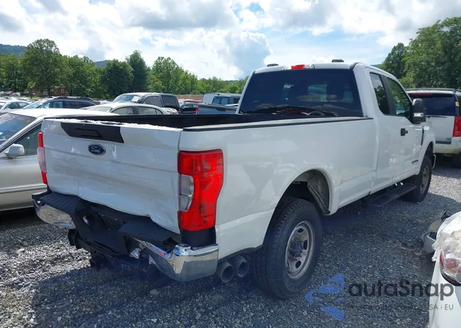 1FT7X2BT5LEE50473: 42695904