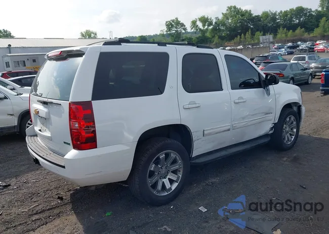 1GNSKBE05BR135228: 42695981