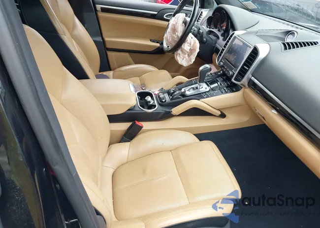 WP1AA2A25HKA88944: 42695999