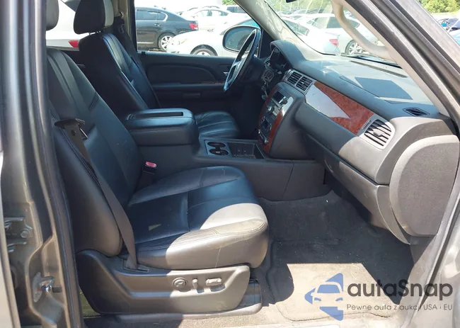 1GNFK130X8R183184: 42696024