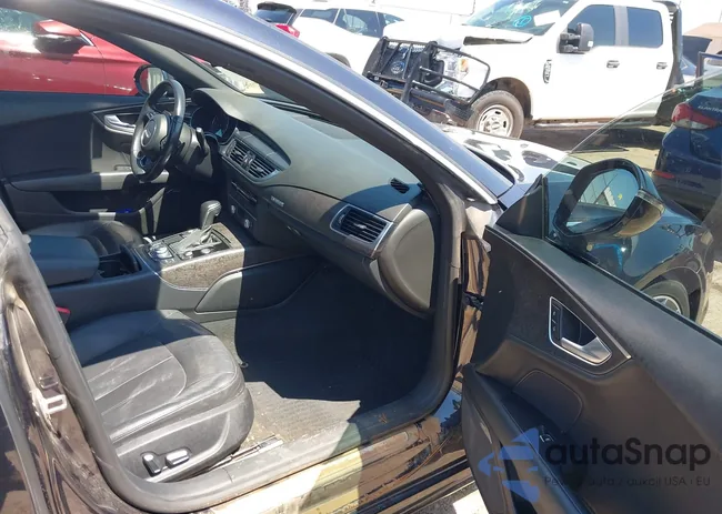 WAUW2AFC5HN077017: 42696056