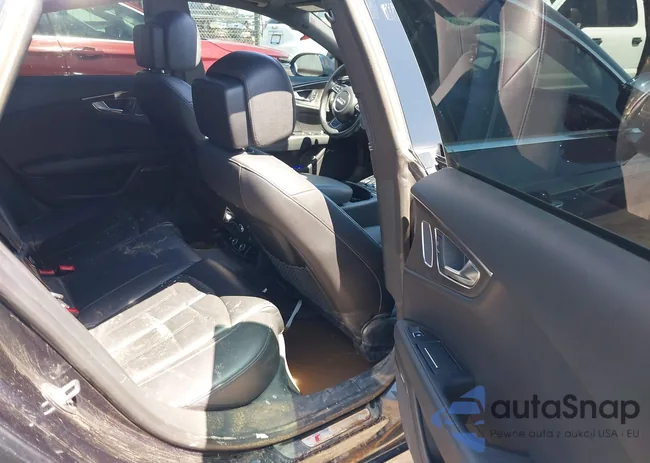 WAUW2AFC5HN077017: 42696056