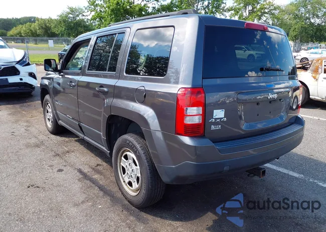 1C4NJRBB2FD279734: 42696147