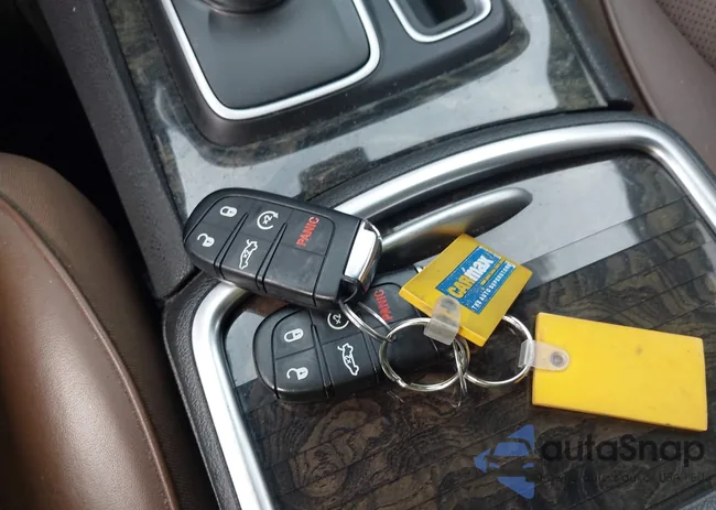 2C3CCAEG5JH227671: 42696154